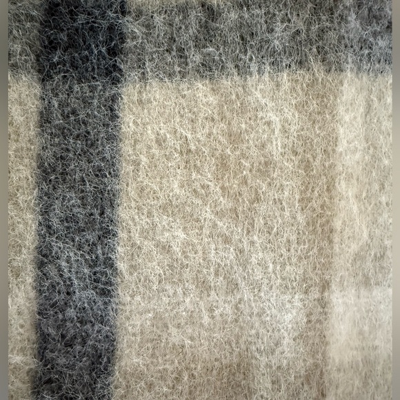 Zara PLAID SCARF WITH FRINGES - Picture 10 of 10